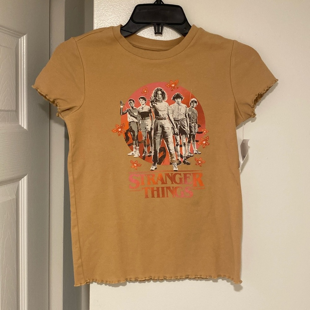 Forever 21 stranger things tee shirt